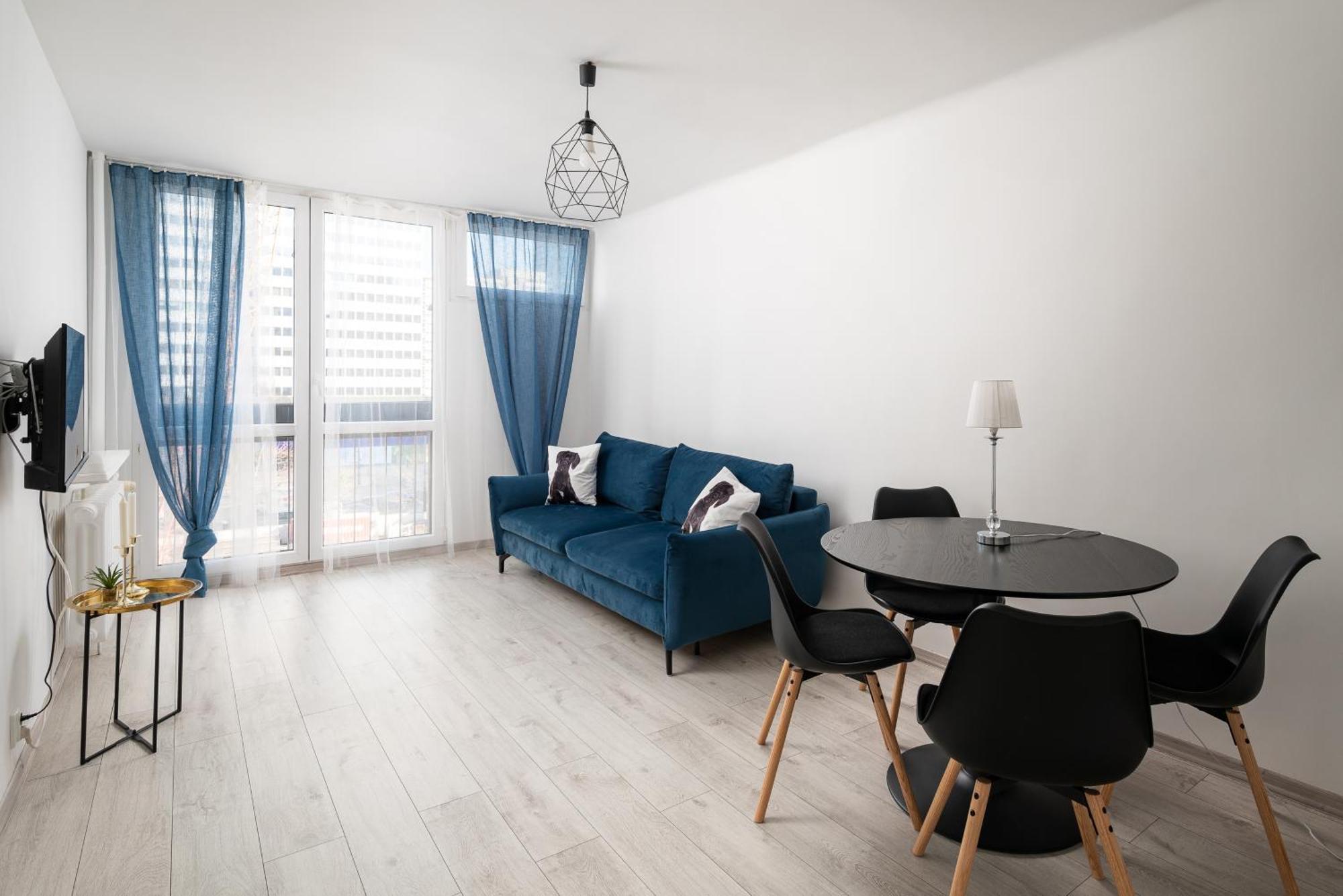 Grzybowska Blue City Centre Apartment Varsóvia Exterior foto